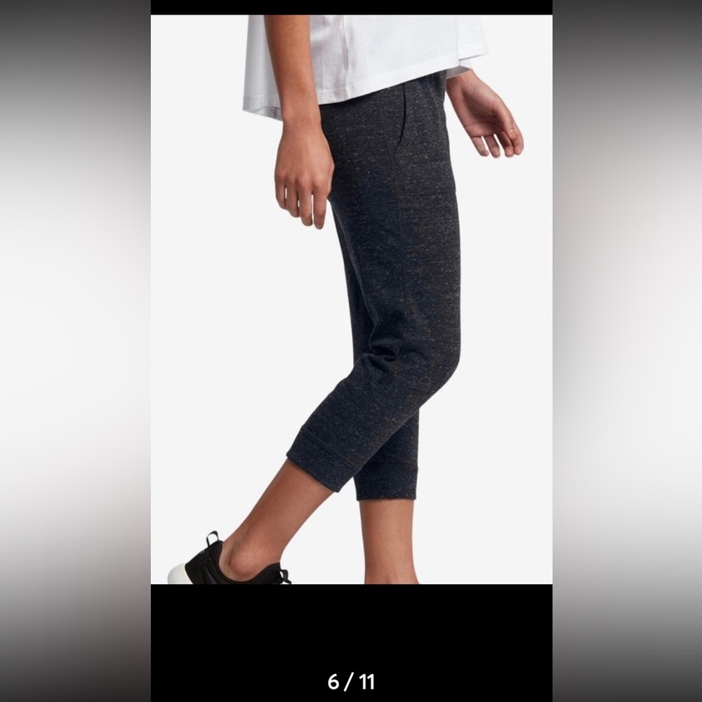 Nike Plus Vintage Capri Pants - Picture 7 of 8